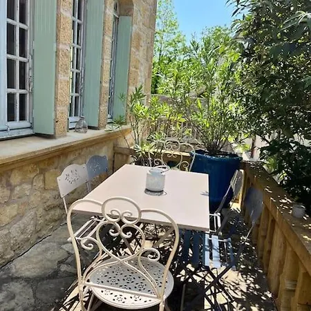 La Perigourdine Et Son Saint-Cyprien (Dordogne)